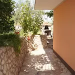 Apartment Mandaric