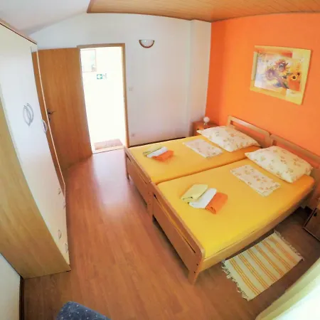 Mandaric Apartment
